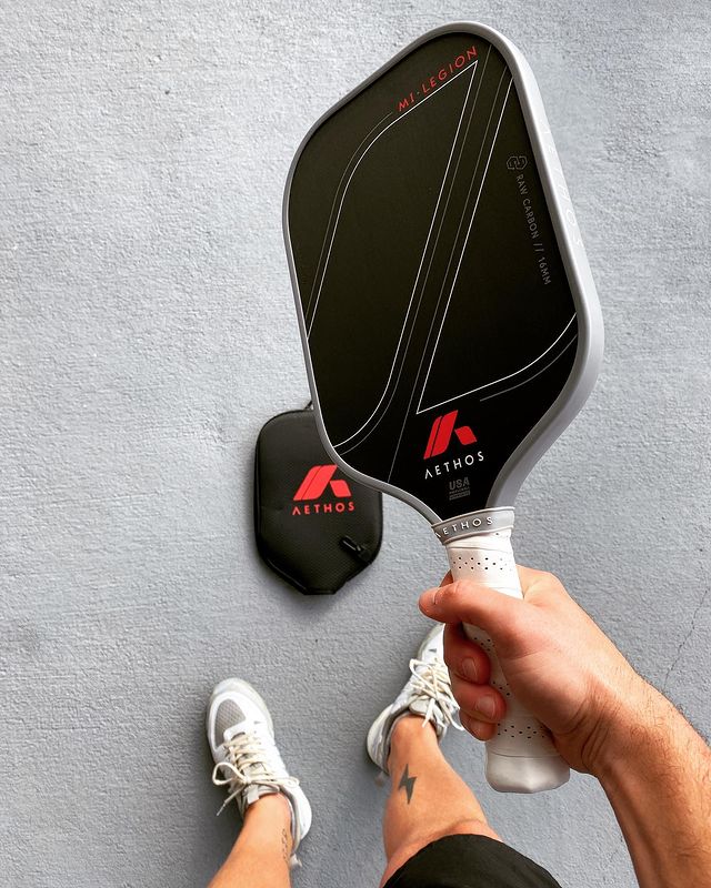 TOPTIER PICKLEBALL PADDLE REVIEW: AETHOS PICKLEBALL'S M1 LEGION